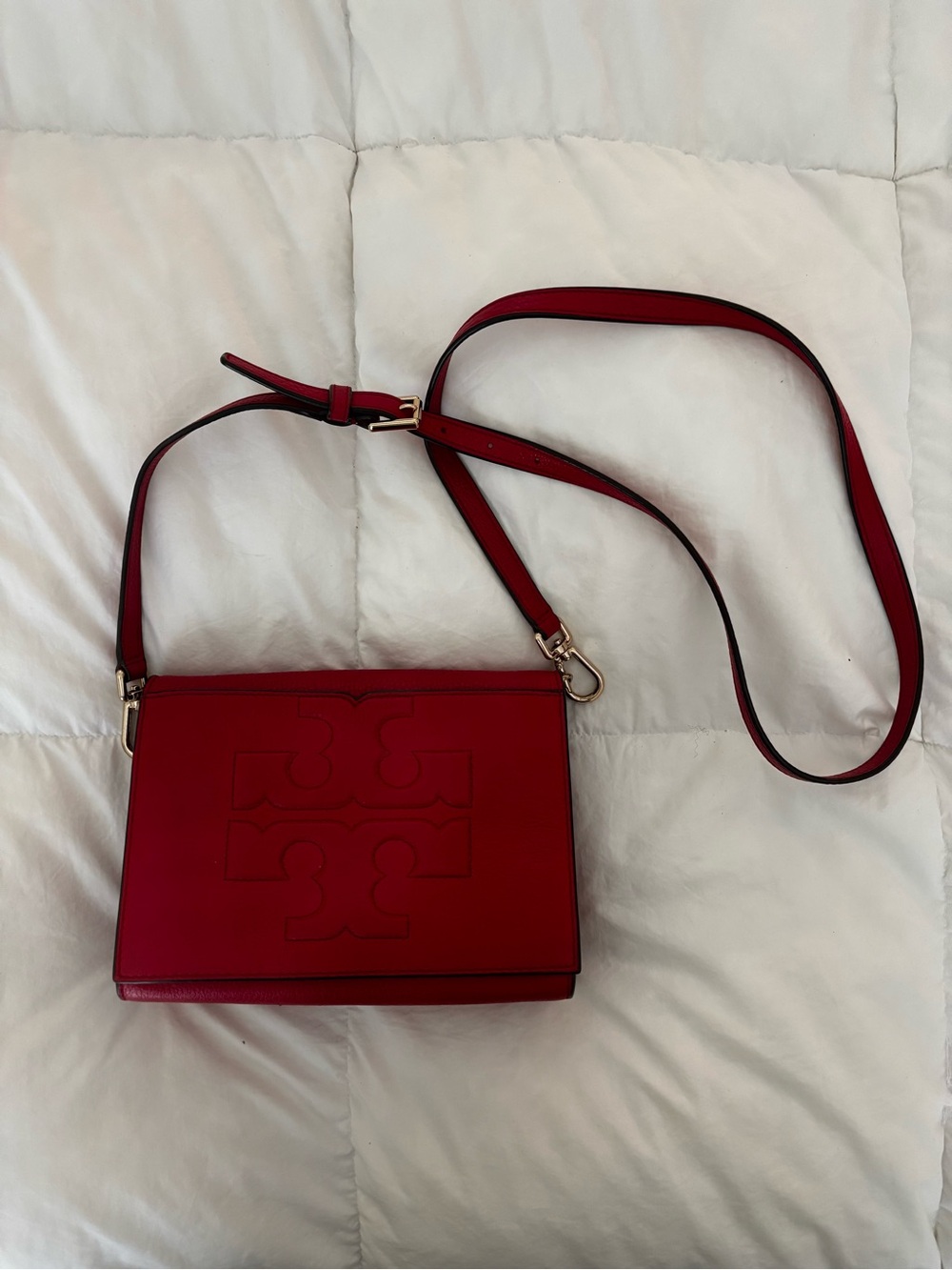 Tory Burch Red Leather Logo Crossbody with Gold-Tone Hardware - Picture 3 of 12